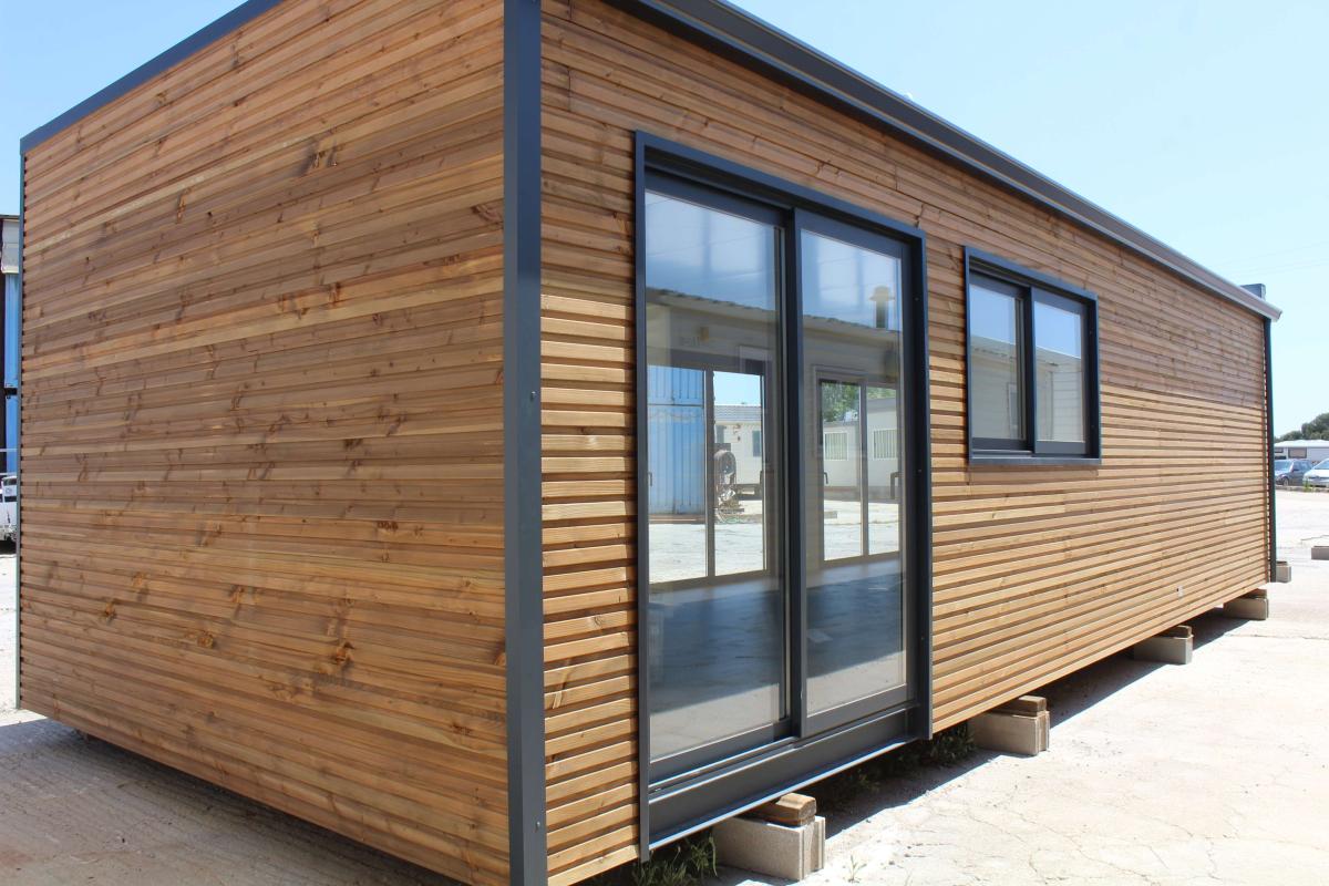 Módulo KVIP diáfano forrado madera y viroc