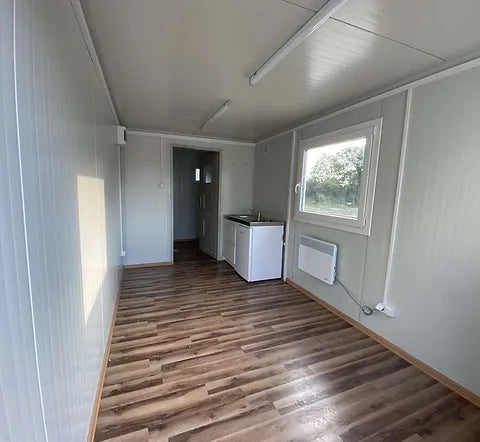 Bürocontainer 6,00 x 2,40 m mit WC, Dusche und Küche